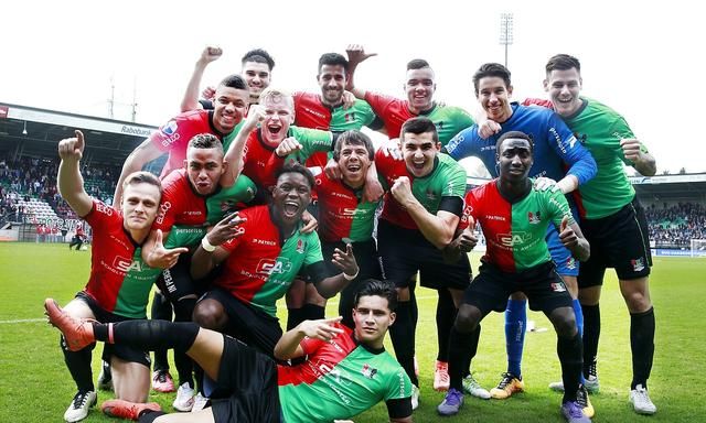 在关键时刻 在关键时刻